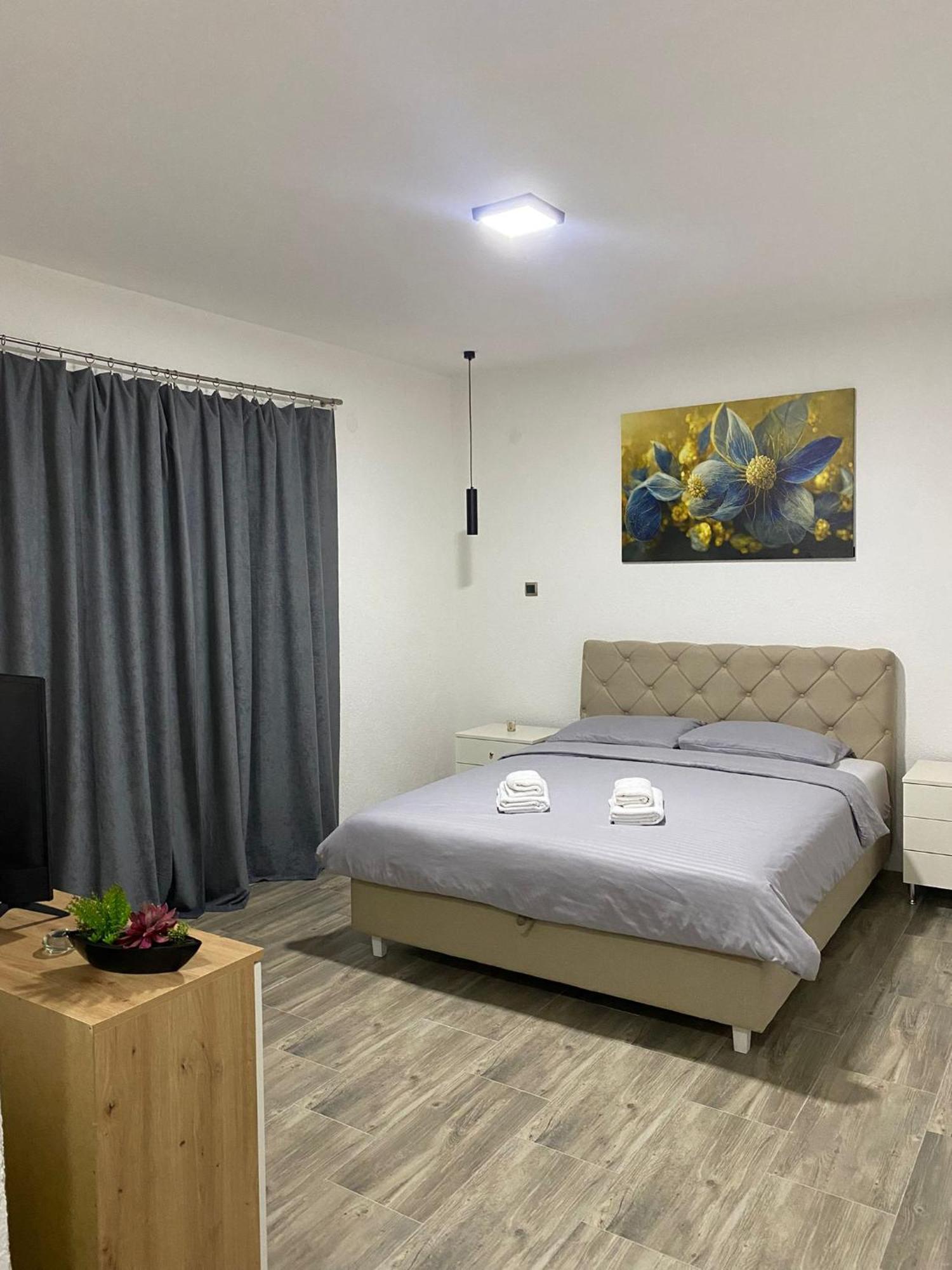 Braca Kovacevic Apartamento Foca