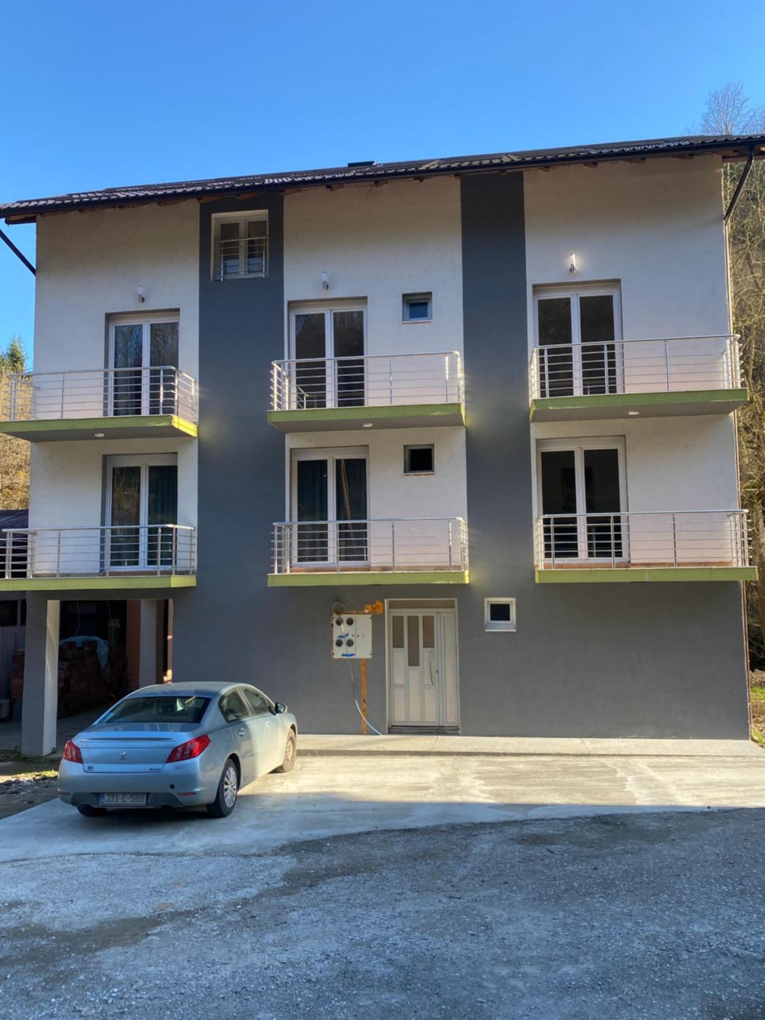 Braca Kovacevic Apartamento Foca